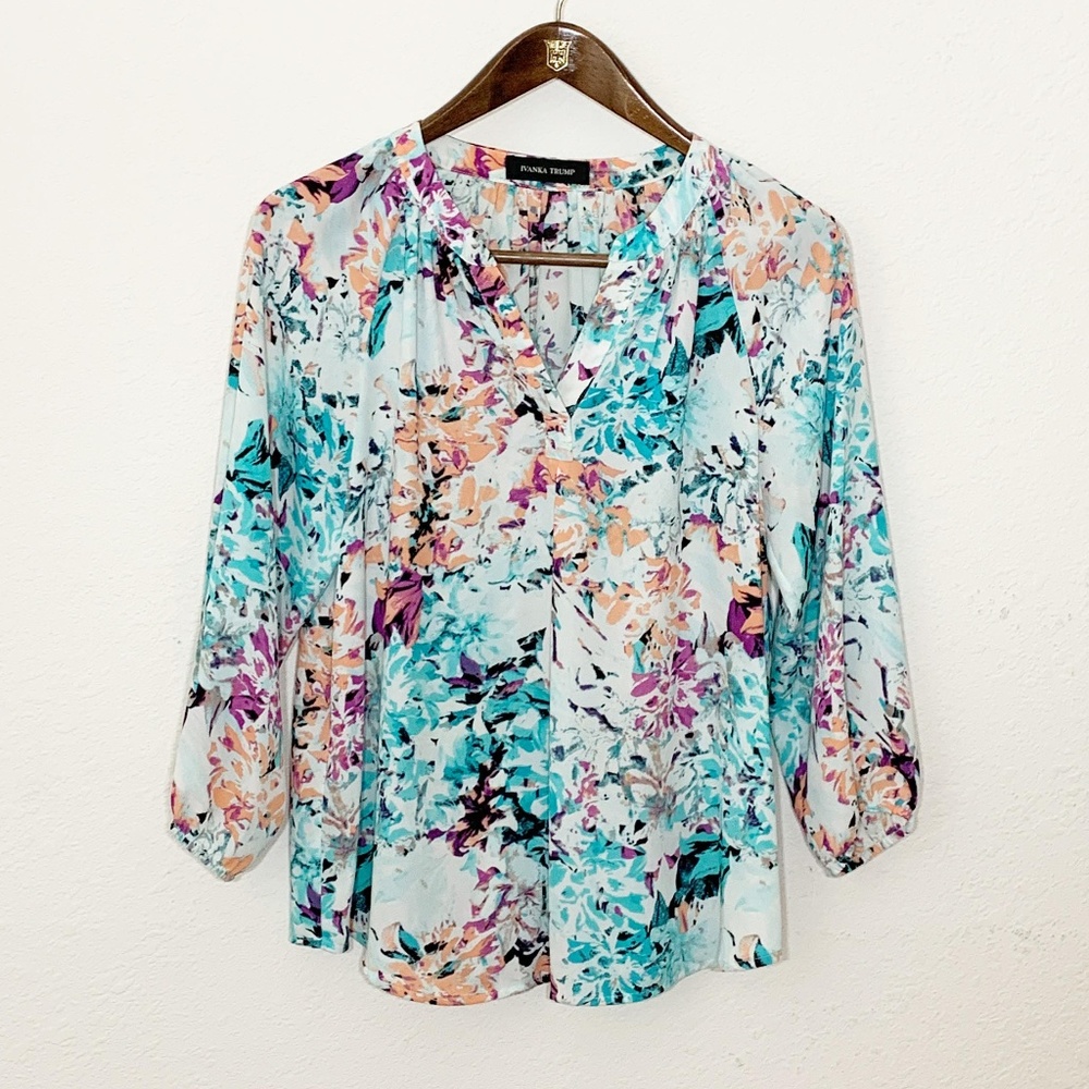 🌺 FLASH SALE 🌺 Ivanka Trump Floral Blouse